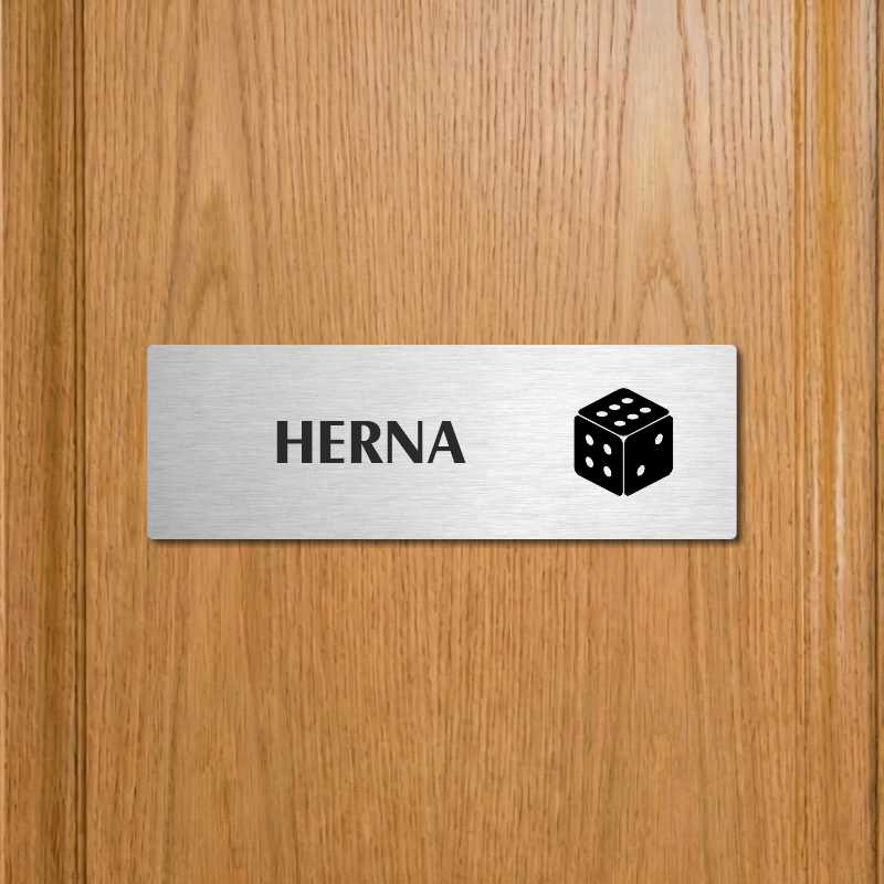 Herna, 200x66mm, zlatá popiska s okrasným rámečkem  